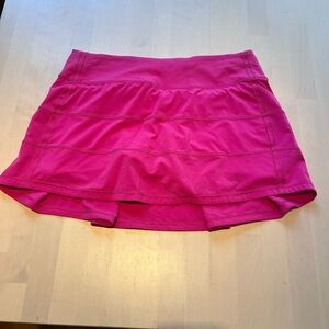 Hot pink lululemon skort size 6!